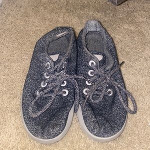 Allbirds grey wool runners - size 6